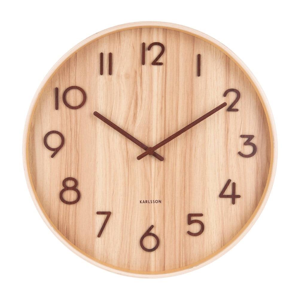 Karlsson Svetlohnedé nástenné hodiny z lipového dreva  Pure Medium, ø 40 cm, značky Karlsson