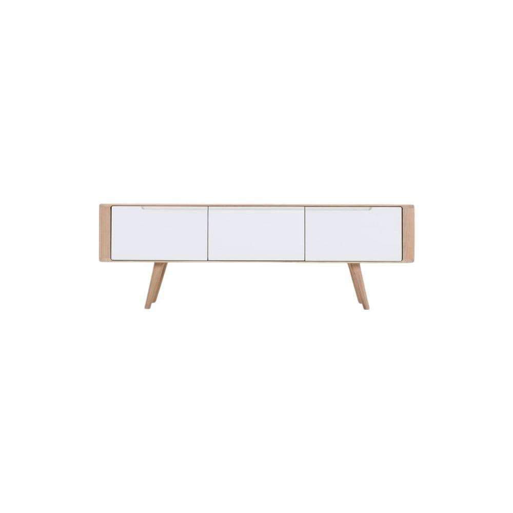 Gazzda Televízny stolík z dubového dreva Ena, 135 × 55 × 45 cm, značky Gazzda