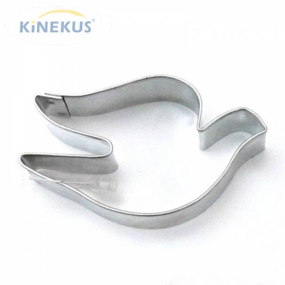 Kinekus Vykrajovačka holubica 61mm, značky Kinekus