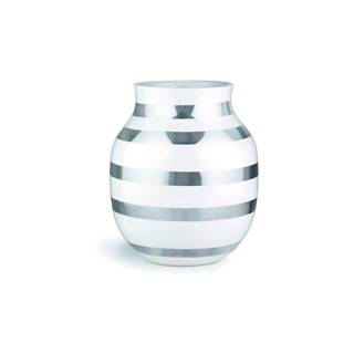 Kähler Design Biela kameninová váza s detailmi v striebornej farbe  Omaggio, výška 20 cm, značky Kähler Design
